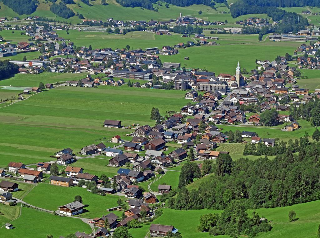 Gaestehaus Graf Bezau Extérieur photo